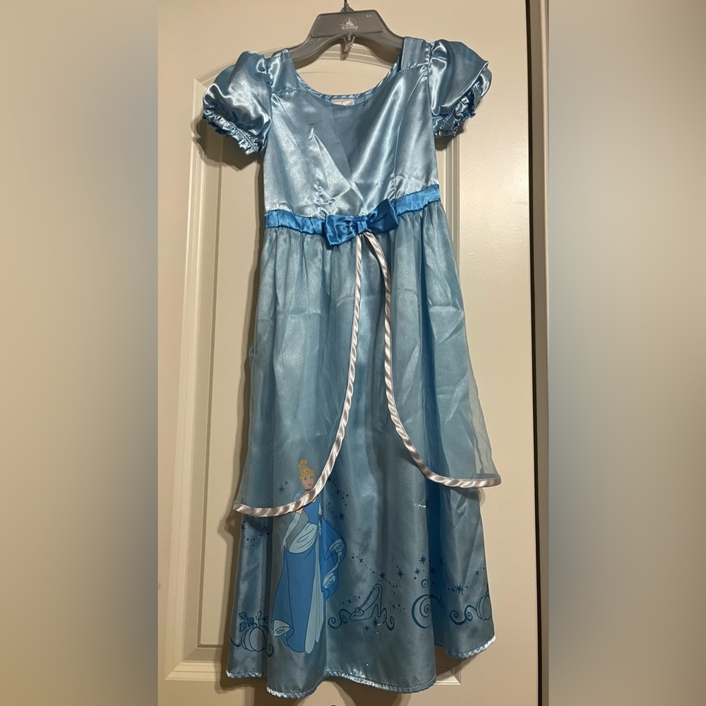 Disney Cinderella Blue and White  Pajamas **Good condition**